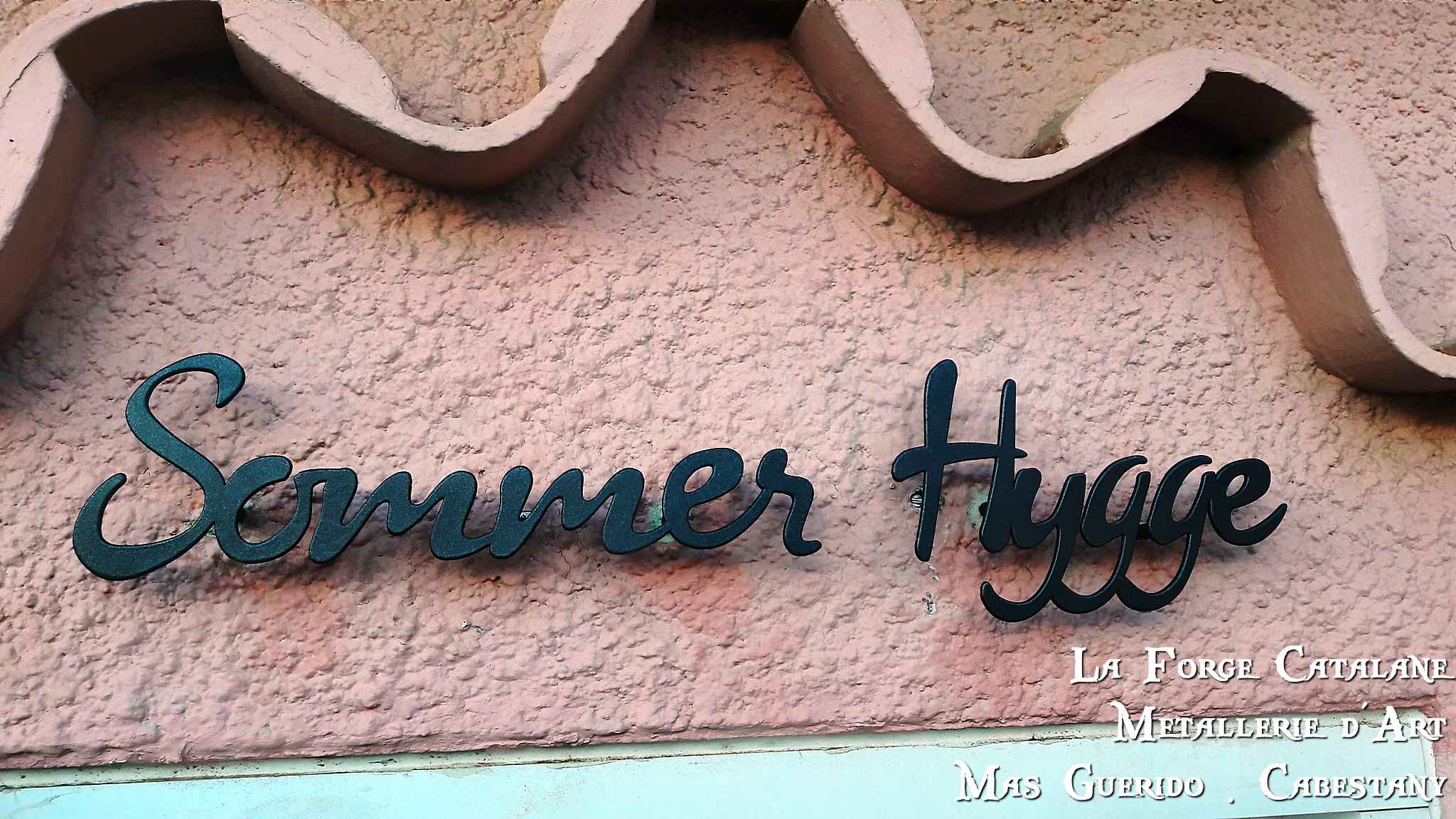 decoupe laser nom maison fixation chimique sur piques forge catalane.jpg